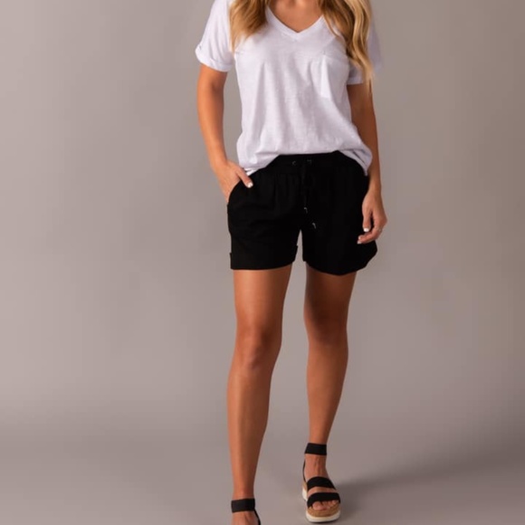 Agnes & Dora Pants - NWT Agnes & Dora Go To Short | Black